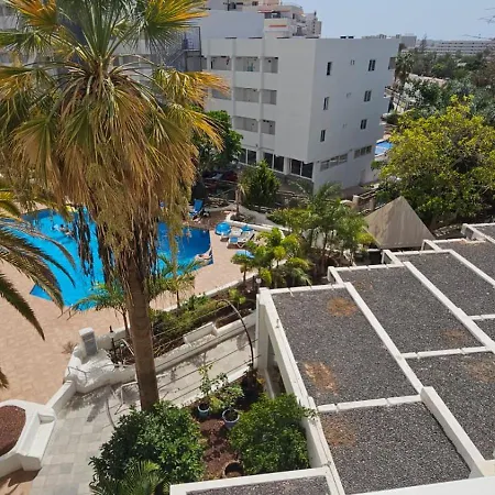 Ponderosa, Americas * אדחה